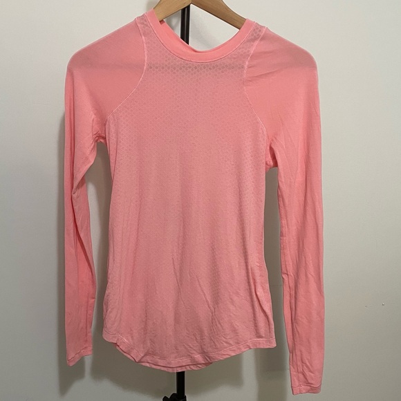 Lululemon Digni Tee Long Sleeve Coral Pink Size 2-4? - Picture 4 of 11